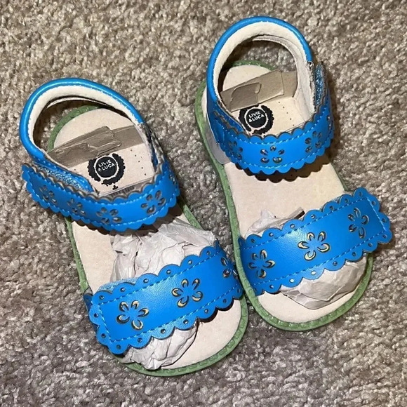 •Livie & Luca for Matilda Jane•  - Picture 3 of 3